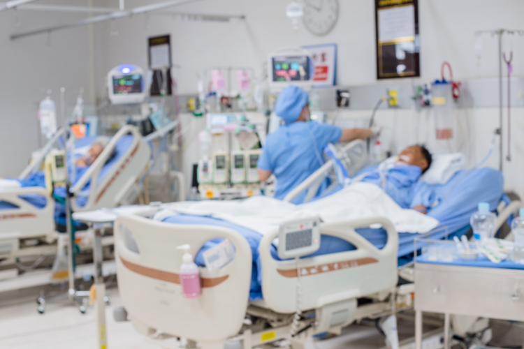 La nueva pandemia , hospitales sin recursos denuncia asociación en Santander