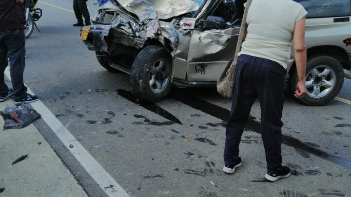 Primeras imágenes de accidente hoy en la vía Bucaramanga Málaga