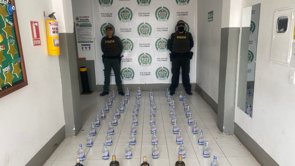 Policía evita que ingresen licor adulterado a Málaga